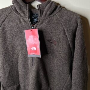 Women’s NWT Brown The North Face Miranda hoodie